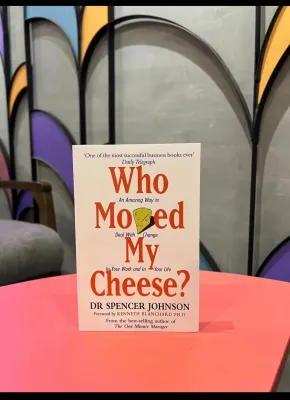 《Who Moved My Cheese》Spencer Johnson Kenneth H. Blanchard (Foreword)✅