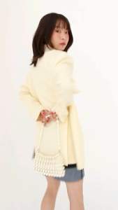 กระเป๋าลูกปัด Claire beaded-bag