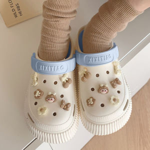 Tsion มาแรง รองเท้าแฟชั่นทรงหัวโตแบบสวม รุ่นขายดี พร้อมส่ง 5 สี ทรงเก๋ดีไซน์สวย แถมตัวการ์ตูนสุดน่ารักไปให้เลยฟรี แมทช์ลุคไหนก็เอาอยู่ คุ้มขนาดนี้กดเลย