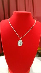 Miraculous Medal of Mary Silver Metal Pendant non Tarnish Stainless Chain Necklace 23 inch.