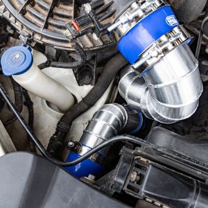 ท่อแอร์โฟร์ เข้ากรองเดิม มีให้เลือกทั้งงานขัดเงาและขัดด้าน ตรงรุ่น