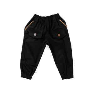 Jogercino Celana Chino Joger Bayi Laki Laki Newborn Warna Hitam 0-9 6-12 Bulan & 1-2 Tahun Model Terbaru Tutup Kancing Katun Twill Strech Combet Premium Tebal Lembut Melar Elastis Menyerap Keringat