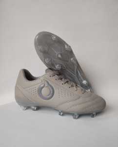 Sepatu Sepak Bola Ortuseigt best quality