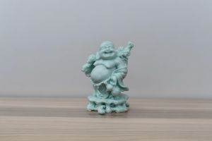 Tượng phật di lạc ghánh bao kim tiền 11cm-Nhiều màu sắc). Trang trí trên ô tô tiểu cảnh bonsai ghép lũa để bàn trà phòng khách bàn làm việc thờ thần tài…
