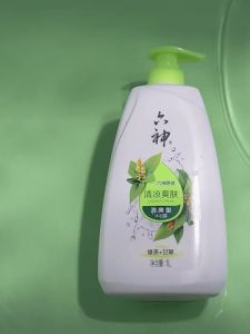 [ authentic products ] Six Gods Body Wash 200g Cooling and Refreshing Green Tea + Licorice Supermarket Group Purchase Special Offer