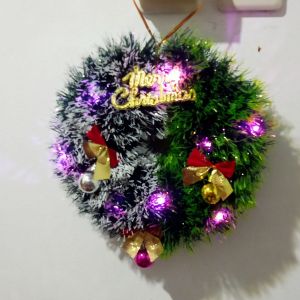 LED - HIASAN NATAL GANTUNGAN DEKORASI KARANGAN BUNGA / RANGKAIAN RING MERRY CHRISMAS / KRANS HIASAN PINTU NATAL UKURAN 28 CM