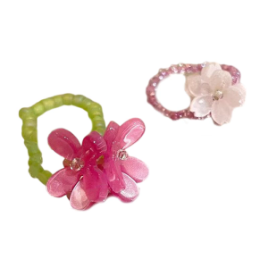 Elastic Beaded Violets Floral Acrylic Ring Adjustable Finger Korean Style Women Fashion Accessory for Party