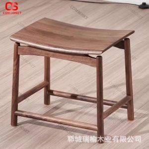 Ghế Đẩu Gỗ Phong Cách Trung Hoa Mộc Mạc Và Sang Trọng