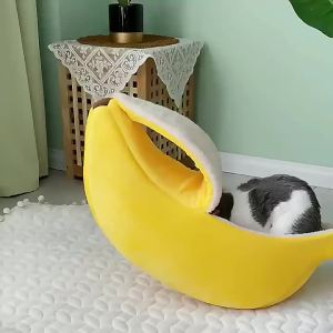 Free Shipping WinterBanana Shape Warm Cat House Dog House Semi-EnclosedHouse Hamster HouseBed Sleeping Mat [ Free Shipping ]