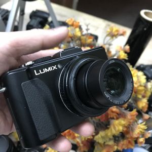 Máy ảnh Lumix LX5