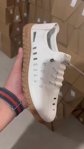 [Free Shipping] New Men’S Summer Shoes: Breathable Soft-Soled Fashionable Casual Shoes Comfortable And Simple Design With A Rubber Sole And Perforated Design