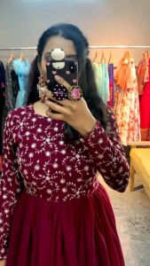 PRE-ORDER] GOWN - 25 days delivery] ETA: 2024-12-31