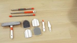 SG Rotating Tile Stretchable Pole Scrubber Brush Long Handle Stiff Bristle bathroom Scrubber Windows