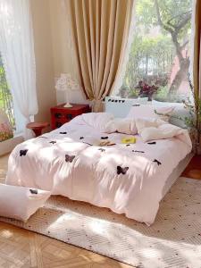 A Super Soft and Luxurious ins Towel Embroidered Four-Piece Set Cartoon Duvet Cover Bed Sheet Student Dormitory Three-Piece Set Bed Skirt LZD