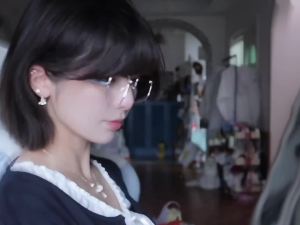 (COD) Napiling puwesto 1 pares ng bagong puro cute na contact  soft es light blue