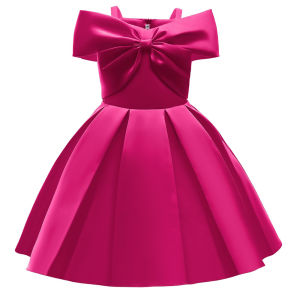 Cô gái ăn mặc cho trẻ em bên sinh nhật Cô Gái Váy công chúa không tay