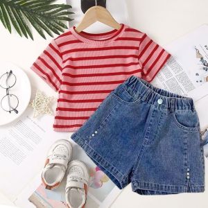 Bộ đồ ngắn tay cho bé gái áo thun Chữ cái hoạt hình hợp thời trang Mới Mùa Hè quần hot hai bộ chi tiết Quần short denim vừa và em bé lớn