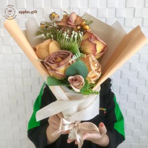 Bouquet Bunga Orange Rose Artificial Hand Buket Bunga Graduation Wedding Engagement