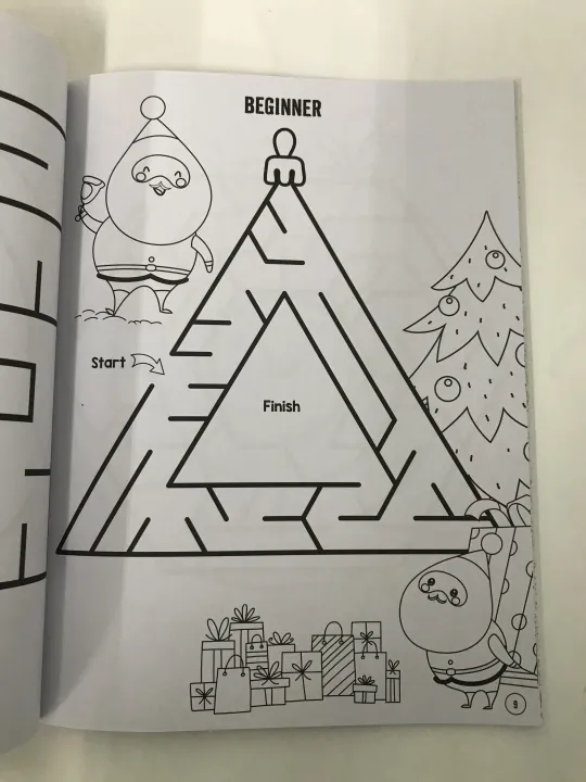 Christmas%20Colouring%20&%20Maze%20Activity%20Book%20For%20Kids%20-%20Image%205