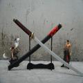 Kiếm gỗ katana đen đỏ lưỡi bạc.