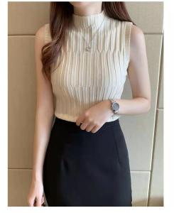 Cherry 476เสื้อท็อปแขนกุด ชนิดผ่าแขน ผ้าไหมพรม คอเต่า สีสวย ผ้าบาง ใส่สบาย ยืดตามตัว ผ้าไหมพรมแขนสั้น