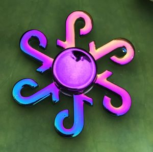 Vibrato Fidget Hand Spinner Toys/Games/Toy/Game Purple