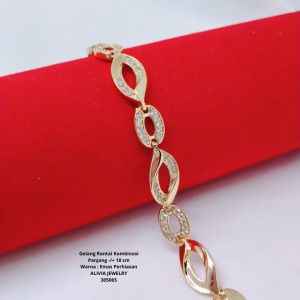 Gelang rantai Wanita Aksesoris Fashion Awet Tahan Lama Anti Karat Cocok Untuk Harian
