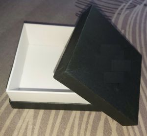 Hộp quà tặng hộp quà sinh nhật màu đen kích thước 145x14.5x6cm