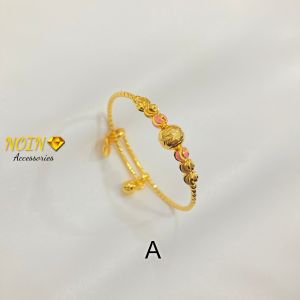 Gelang Anak Warna 24 Karat Flexible Perhiasan Lapis Emas