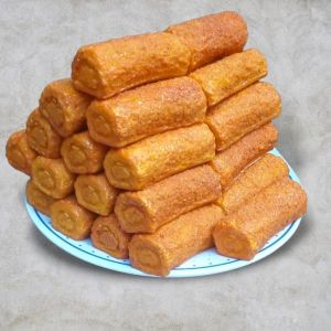 Replika makanan Risol mateng ( 1pcs )  / dummy makanan  / food /  Mainan anak / Edukasi anak / Dekorasi meja makan / Display Restaurant / Hotel Dan lain lain
