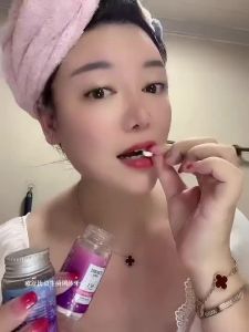 Kem đánh răng dạng rắn có hương thơm kem đánh răng dạng rắn chứa lợi khuẩn kem đánh răng dạng rắn làm thơm miệng kem đánh răng làm trắng răng hơi thở thơm tho.