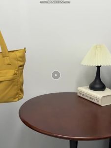 ALO Nylon Tote Bag WithCoin Purse Embossed Logo Multi Front Pockets Yoga Work Shoulder Handbag