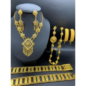 ชุดประจำชาติไทย ชุดเครื่องประดับสตรี รวมสร้อยคอ/จี้ ต่างหูหนีบ เข็มขัด โซ่ไหล่ เหมาะสำหรับงานใหญ่และงานรื่นเริง