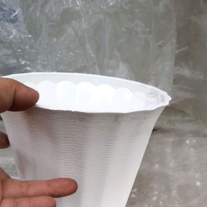 combo 5 cái chậu trồng hoa hồng màu trắng size 17x14x11 cm thiết kế tròn và có khía rất đẹp và sang trọng