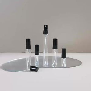 ขวดน้ำหอมตัวอย่าง 2 3 5 10ml ขวดน้ำหอมควบคุม ฝาพลาสติกสีดำ ขวดตัวอย่าง บรรจุภัณฑ์พกพา