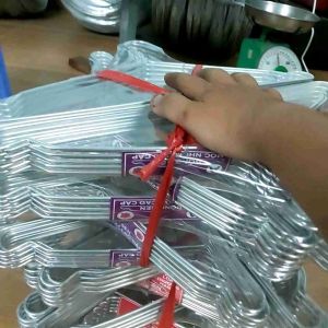 COMBO 50 CHIẾC MÓC PHƠI NHÔM HÀNG DÀY ĐẶC BIỆT ĐẸP SÁNG CHO NGƯỜI LỚN