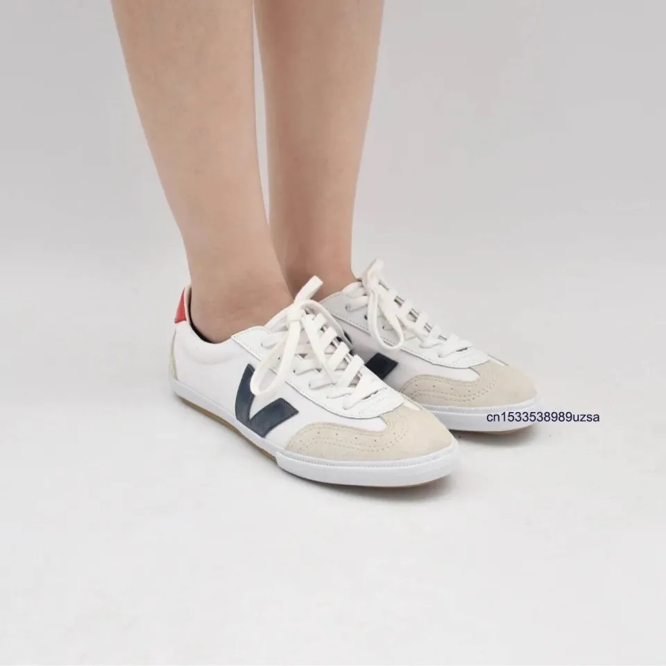 Veja volley canvas on sale sneaker in nautico pekin