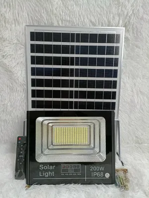 Đèn Pha Led Năng Lượng Mặt Trời 200W vỏ nhôm chống nước IP68 Bảo hành 2 năm đổi mới trong 6 tháng