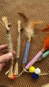 Cat Teething Chew Stick Toy with Silvervine Gall Fruit Raffia & Sisal Rope for Dental Care