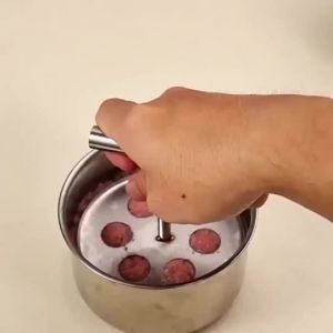 【Ship in 24H】【Ship In 24h】 丸子製作器 肉丸製作器 炸肉神器 Meatball Maker Stainless Steel Press Meatball Household Hand-Pressed Meatball Maker Carrot Dedicated Fried Meat Handy Tool