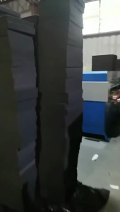 แผ่นโฟมพรีเมียมที่ยืดหยุ่นพร้อมความหนาแน่น35กก./ลบ.ม. ช่วยเพิ่มการระบายอากาศได้สำหรับเฟอร์นิเจอร์ในบ้านการใช้งาน