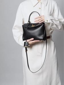 rodeo Stylishly designed crossbody bag genuine leather shoulder bag niche high-end womens black handbag