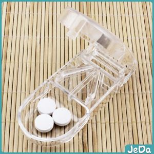 JeDa กล่องตัดยา รุ่นใหม่ ใบมีดคม ที่แบ่งเม็ดยา ที่ตัดเม็ดยา ที่ตัดยา ที่แบ่งยา ตลับใส่ยา pill cutter