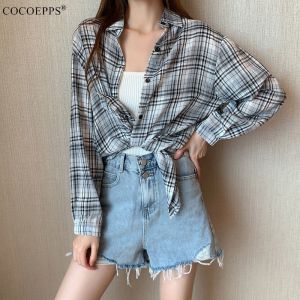 Cocoepps Kem Chống Nắng Áo Sơ Mi Kẻ Sọc Nữ 2020 Mùa Hè Phiên Bản Hàn Quốc Mới Phong Cách Giản Dị Lỏng Tay Áo Dài Áo Sơ Mi Nữ Áo Khoác Jacket Mùa Hè Áo TT