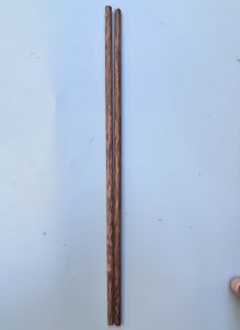 Đũa xào đũa chiên bằng dừa loại 1 cây chắc chắn bóng đẹp  kích thước 40cm (+_2) tiện dụng khi chiên xào nấu nướng.
