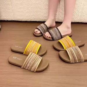 [Free Shipping] 2026 Summer New Toe-Loop Sandals For Women Soft Thick-Soled Half-Slipper Sandals To Pair With Skirts