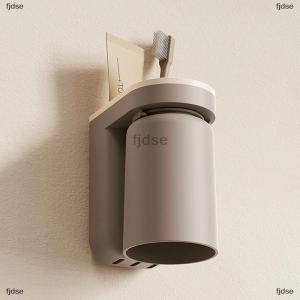 [COD] fjdse ชั้นวางแปรงสีฟันอเนกประสงค์แบบไม่ติดผนังสำหรับวางน้ำยาบ้วนปากถ้วยแปรงสีฟันที่เก็บของในห้องน้ำอุปกรณ์เสริมชั้นวาง