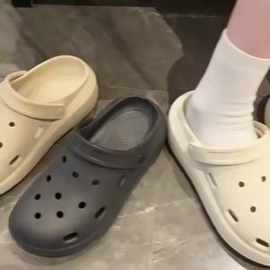 [Free Shipping] Height-increasing summer perforated mermaid slippers thick-soled womens non-slip outdoor closed-toe Korean-style ultra-soft beach shoes suitable for outdoor wear