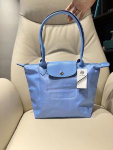 กระเป๋าหูยาวสงานผ้าอย่างดี รุ่นพับเก็บได้ กันน้ำ1621.ขนาด14*9*7นิ้ว