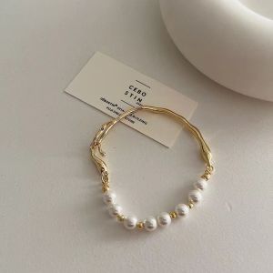 OMQAIO Tinh tế Đơn giản Đảng Trang Sức Phụ Kiện Baroque Tính khí Không thường xuyên Lỏng Kim Loại Hàn Quốc Phong Cách Trang Sức Ngọc trai Vòng Đeo Tay Đồng Phụ Nữ Vòng Đeo Tay